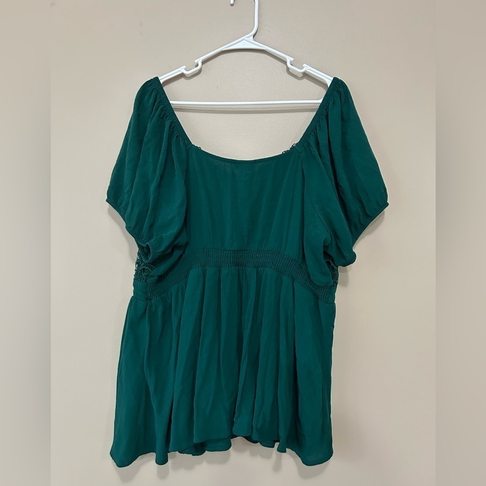 Torrid Crinkle Gauze With Lace Short Puff Sleeve Blouse Green Women’s size 2 - Picture 9 of 10